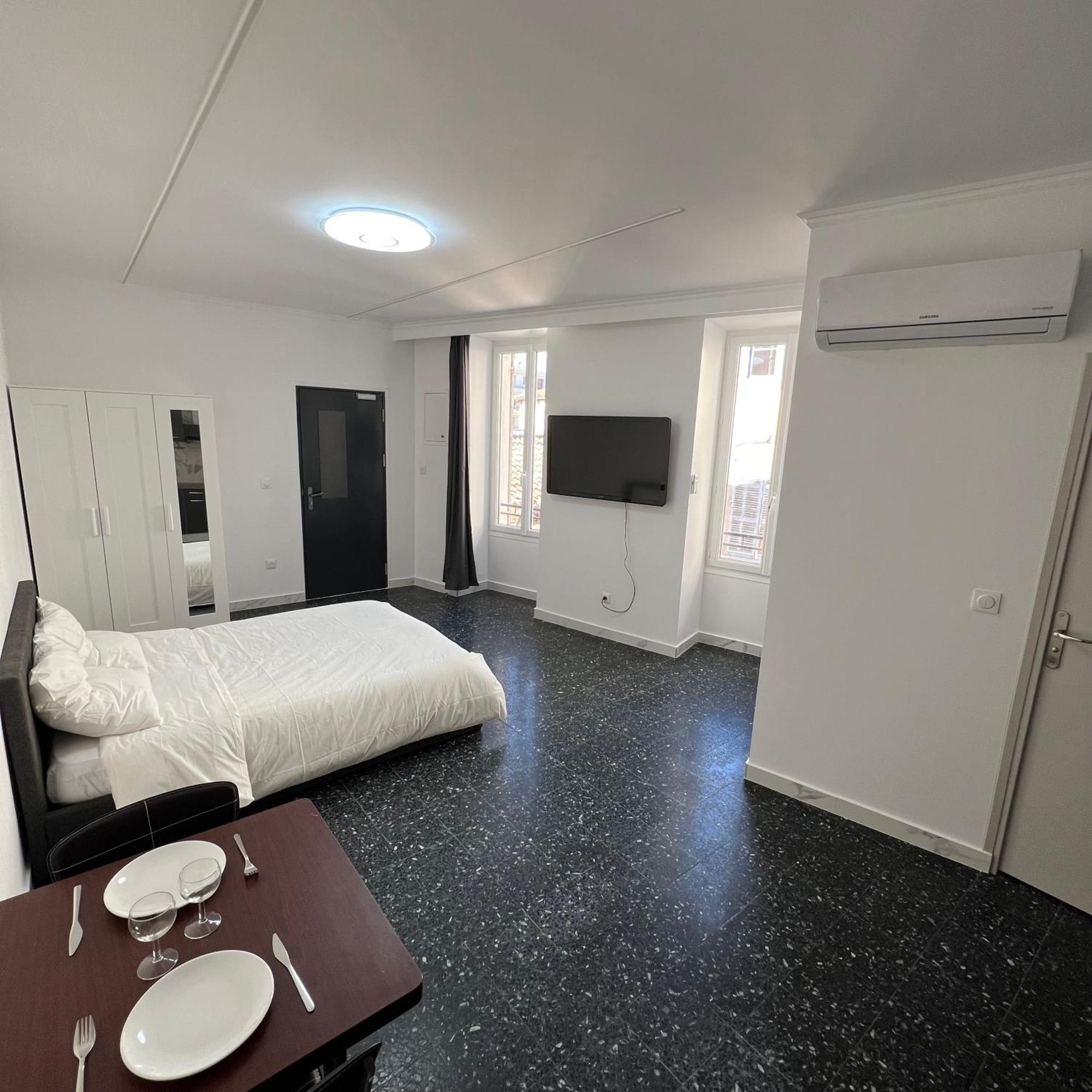 Suite St Charles, Canebiere, Vieux-Port Marseille Extérieur photo