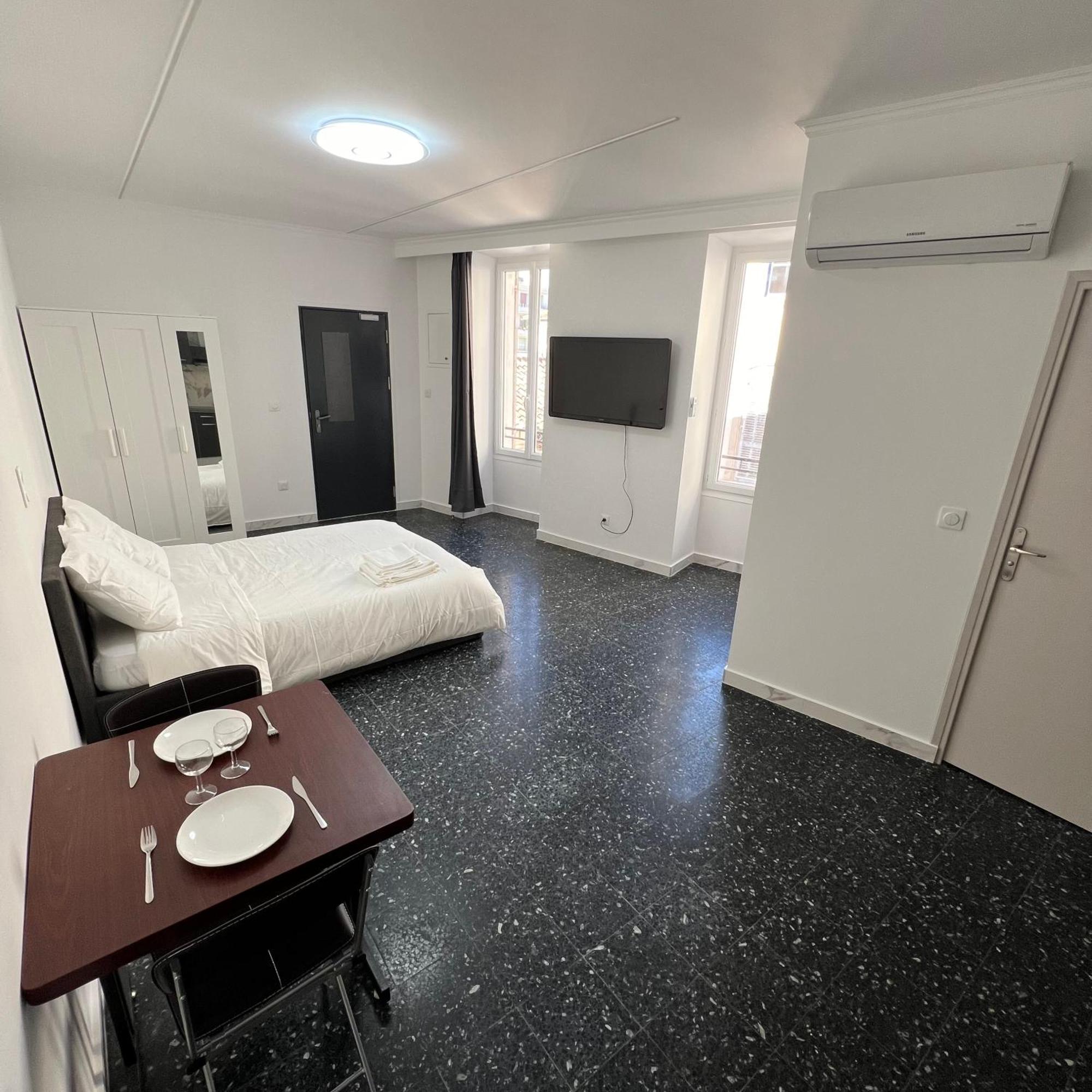 Suite St Charles, Canebiere, Vieux-Port Marseille Extérieur photo